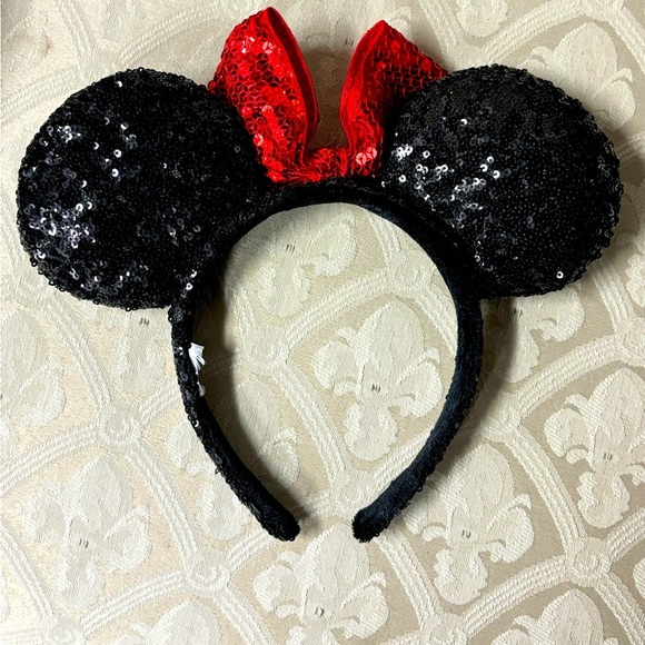 Sparkly Minnie Ears Headband - Picture 2 of 2